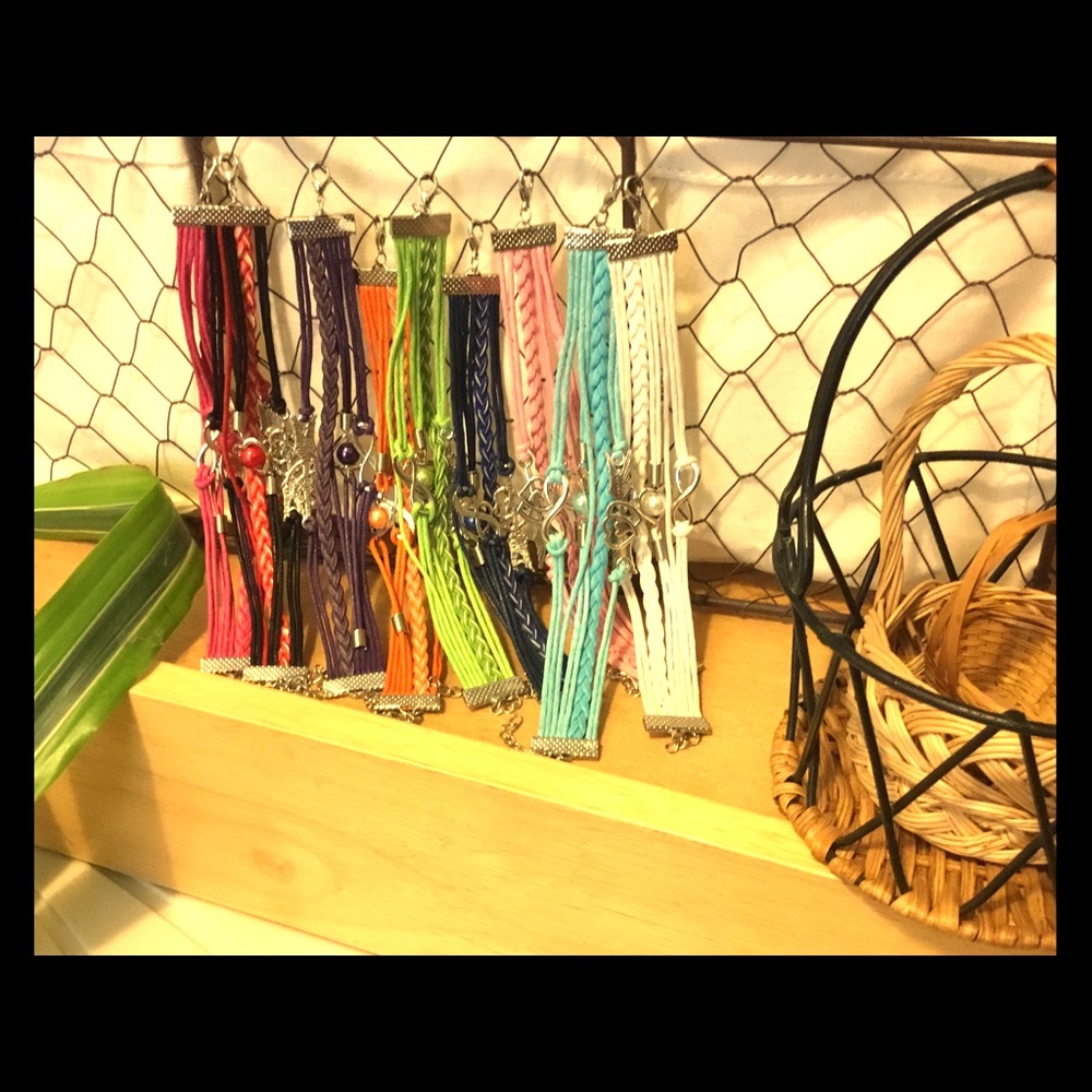 B2G2 Free Infinity Double Heart 💕 Bracelets